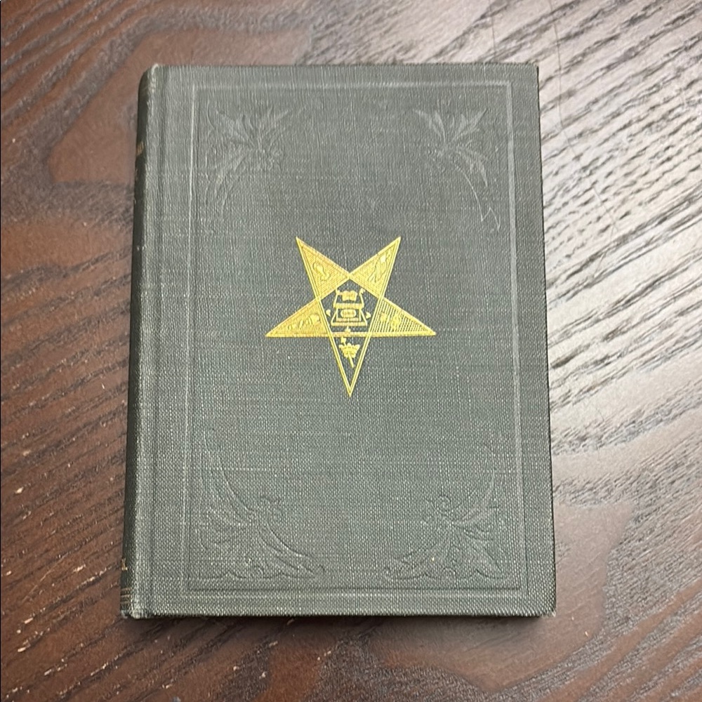 Antique Standard Ritual O.E.S. Book with Gold Star Emblem